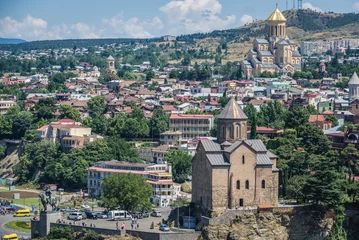Fotobehang Church of Assumption at Metekhi historic part of Tbilisi. View from Narikala fortress, Georgia © Fotokon