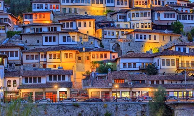 Fotobehang Berat, Albanie © aterrom