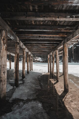 Fototapeta na wymiar Staccionata Lago di Braies, Trentino