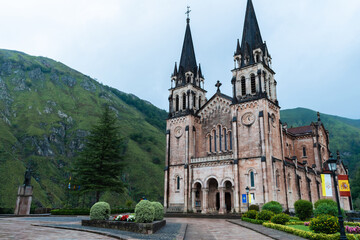 Fototapeta na wymiar View Of The Façade Of The Basilica Of Santa Maria In Covadonga. Asturias, Spain