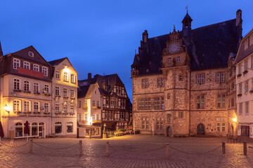 Night medieval Old Town Hall square with half-timbered houses, Marburg an der Lahn, Hesse, Germany - obrazy, fototapety, plakaty