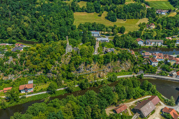 Fototapeta na wymiar Die Halser Ilzschleifen im Norden von Passau im Luftbild