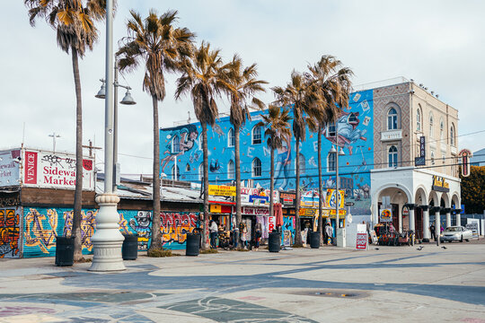 los angeles, california. 10th february, 2023: views of venice beach walkside, usa