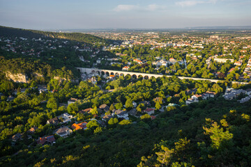 Blick von der Ruine Rauheneck über Baden bei Wien, Niederösterreich, Österreich