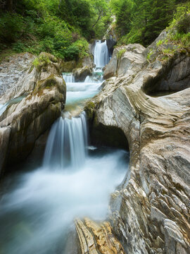 Wasserfall in der Groppensteinschlucht, Raufen, M&ouml;lltal, K&auml;rnten, &Ouml;sterreich