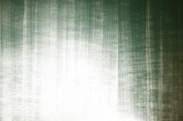 filtro su sfondo trasparente di colature color verde rame ossidato per fotografia stile vintage retrò dark horror film grunge muschio