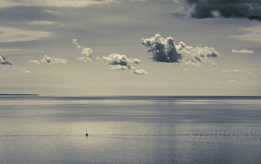 Barca solitaria nel golfo di Trieste