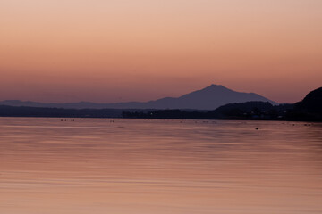 Obraz premium 夕暮れのつくば山