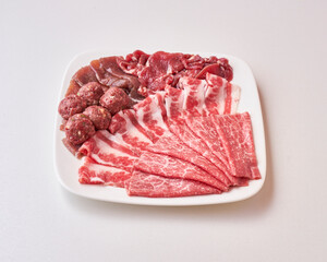 A wide variety of delicious, appetizing menus in the restaurant, presented in a simple, warm and healthy manner.