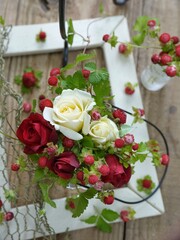赤と白の薔薇