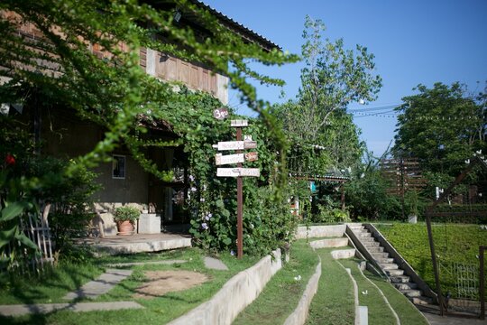 BAAN KANG WAT The Artist Village in Chiangmai, Thailand