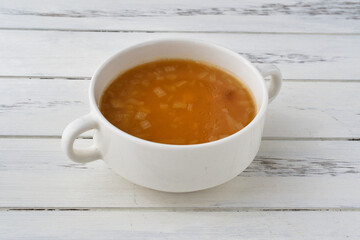 メキシコの牛肉のバルバコアのコンソメ コピースペースあり
Mexican consomé de barbacoa de res (consommé of beef barbacoa) with copy space
