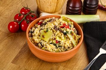 Bulgur with lamb and vegetables