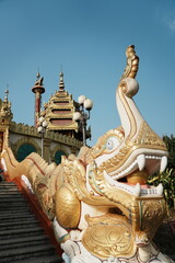 Fototapeta na wymiar Thai temple roof