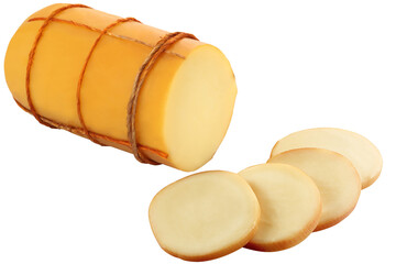 peça de queijo provolone acompanhado de fatias de queijo provolone isolado em fundo transparente