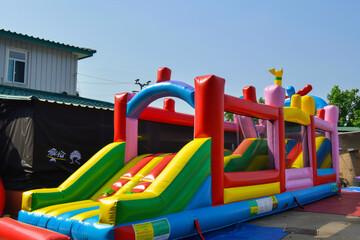 Inflatable children's playground, colorful bouncy castle with slide for kids