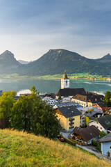 Blick auf St. Wolfgang, Wolfgangsee, Salzkammergut, Oberösterreich, Österreich