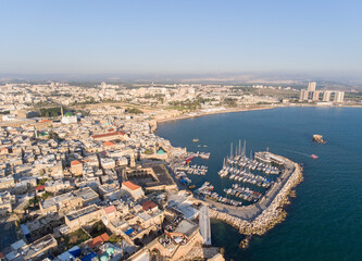 Obraz premium Panoramic Aerial View of Acco, Acre, Akko old city with crusader palace, city walls, arab market, knights hall, crusader tunnels, in Israel