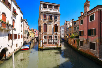 Fototapeta na wymiar View of Palazzo Tetta, Venice, Italy