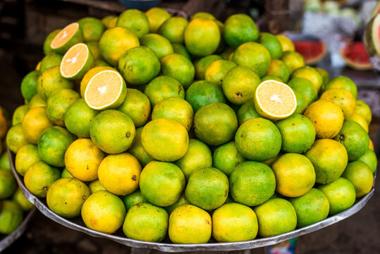 Oranges 1 at 50 naira displayed for sale in Ibadan, Oyo, Nigeria on February 20, 2024.
