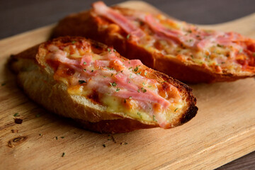 バゲットのピザトースト
