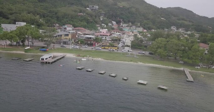 Lagoa da Concei&ccedil;&atilde;o Floripa Florianopolis Rendeiras Drone Standup Paddle Canoa Havaiana Barco Caiaque Natureza Turismo Atrativos Cultura Esporte Divers&atilde;o Ecoturismo Passeios Paisagem Surf Recrea&ccedil;&atilde;o