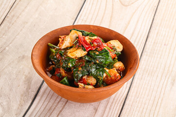 Chicken with tomato and spinach