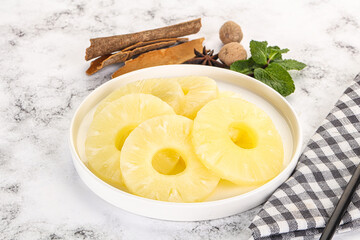 Sweet Canned pineapple in the bowl