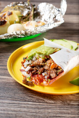 A view of a carne asada quesataco.