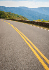 Naklejka premium The Skyline Drive at Shenandoah National Park along the Blue Ridge Mountains in Virginia