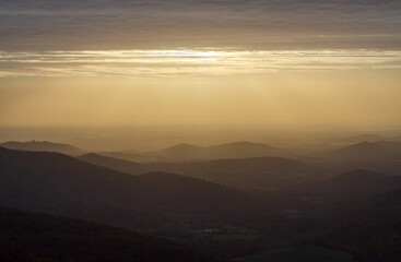 Fototapeta na wymiar Hazy Morning Overlook at Shenandoah National Park along the Blue Ridge Mountains in Virginia