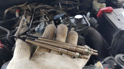 Diesel car glow plug © CAREVIEW