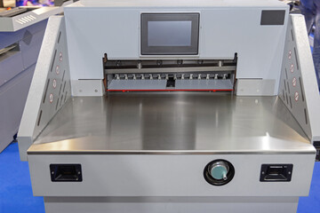 Modern Paper Cutter Machine in Print Office Equipment