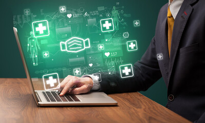 hand browsing on the internet for medical issues