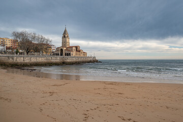 Playa de San Lorenzo, Gijón