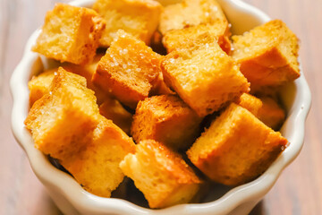 Toasted croutons with salt dried breadcrumbs
