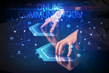 Navigating social networking with social icons