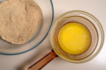Ground cookies and melted butter. Cooking Salted Caramel Chocolate Cold Cake Series.