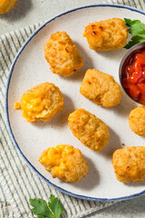 Deep Fried Macaroni and Cheese Bites