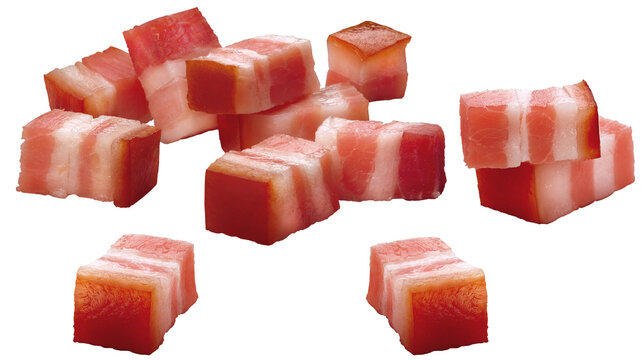 cubos de bacon isolado em fundo transparente