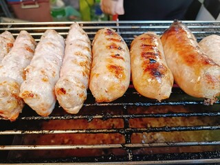 grill sausages 