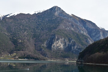 Schöne Landschaft am Ledrosee im Trentino