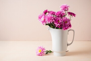 Bouquet of pink chrysanthemums.