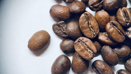 roasted coffee beans macro, coffee texture, close-up, advertising, screensaver, banner, place for text, screensaver, organic, light background