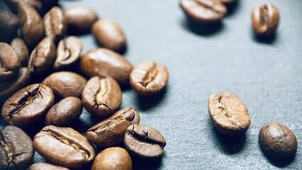 roasted coffee beans macro, coffee texture, close-up, advertising, screensaver, banner, place for text, screensaver, organic, dark background