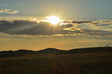 Obraz premium Sunlight at dusk in the mountains of the Serra do Cipó region in Minas Gerais, Brazil