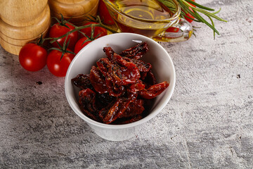 Homemade dry tomatoes with oil