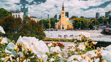 Tallinn, Estonia. Church Of St. John Jaani Kirik At Sunny Summer Day. Large Lutheran Parish Church In Tallinn Dedicated To St. John The Evangelist, Disciple Of Jesus Christ. - obrazy, fototapety, plakaty