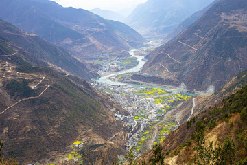 Scenery of the Erlang Mountain Fortress in Western Sichuan