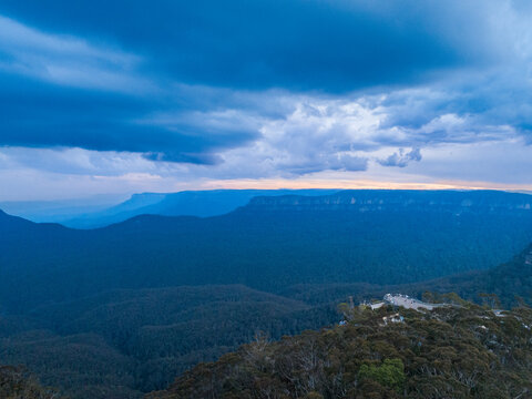 Aerial view looking towards echo point in Blue mountains in evening